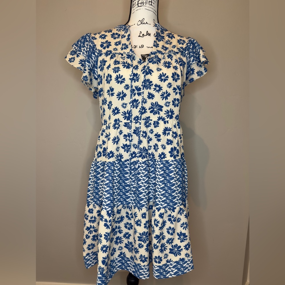 NWT • Women's Blue and White Floral Dress, Size SMALL